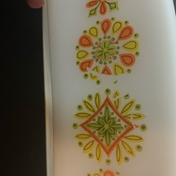 GLASBAKE pinwheel pattern milk glass serving dish - Picture 2 of 4